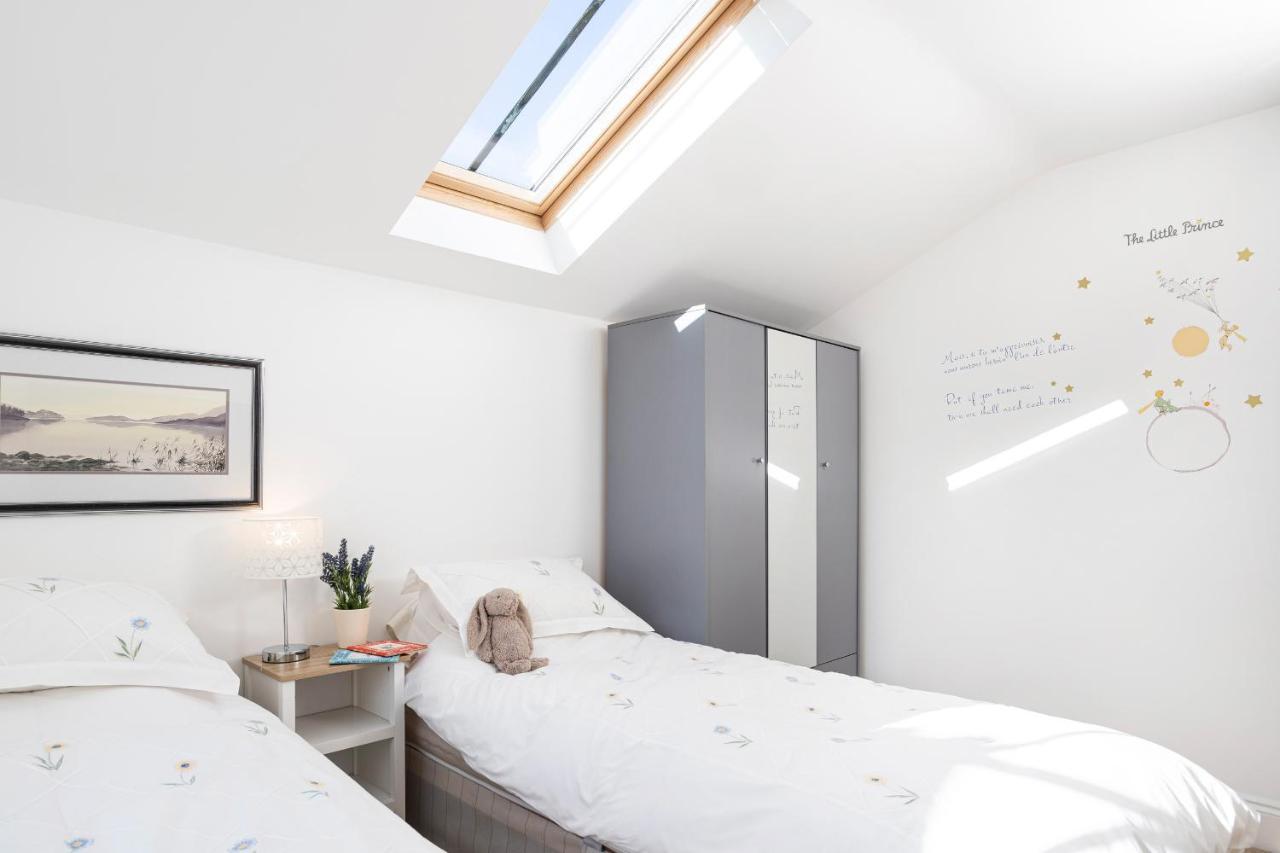 Finest Retreats - Lighthouse Cottage Rampside Exteriör bild